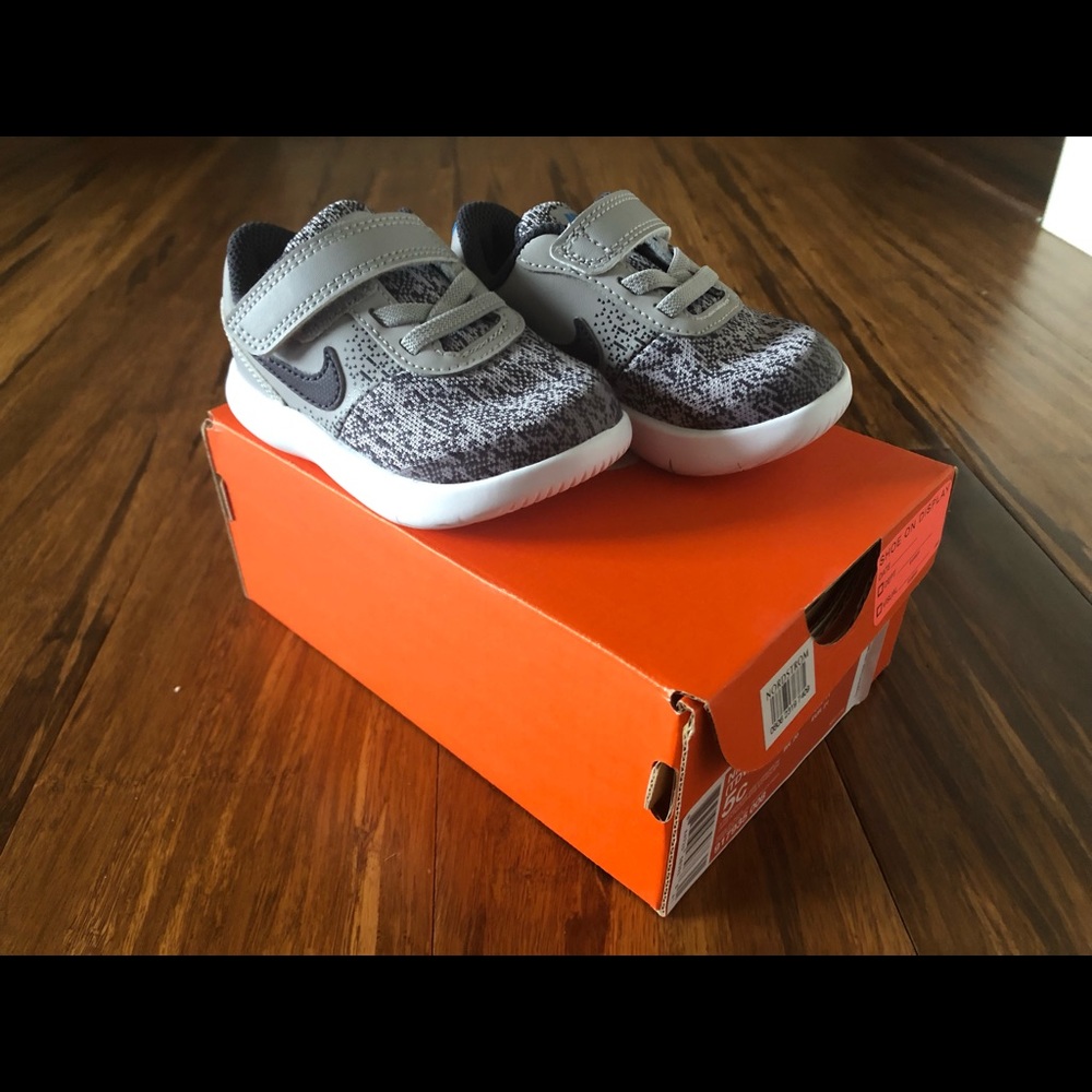 Toddler Nike’s new in Box